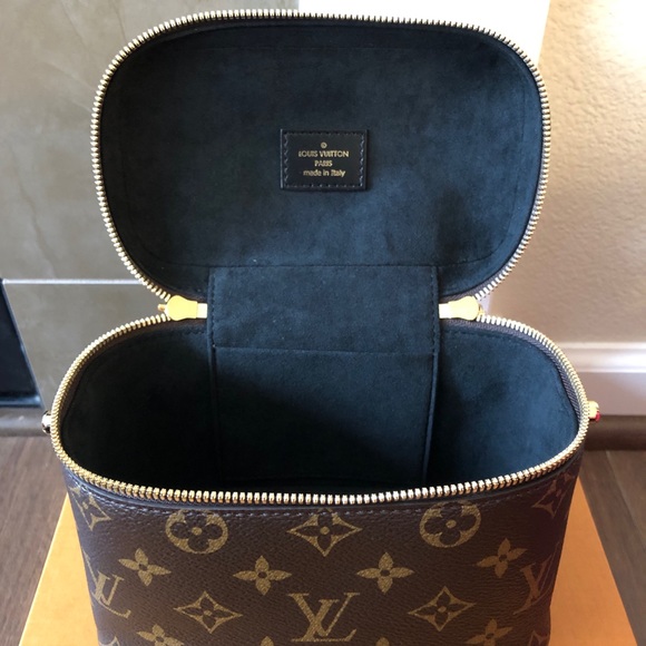 SOLD New Full Set Louis Vuitton Vanity Pm bag - Picture 11 of 13